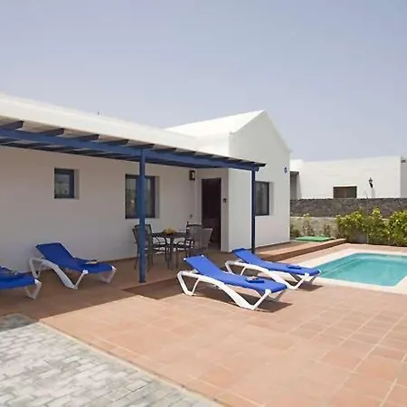 Playa Blanca Sleeps 6 Pool Wifi * プラヤ・ブランカ